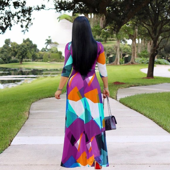 A long dress for women - Picture 2 of 2